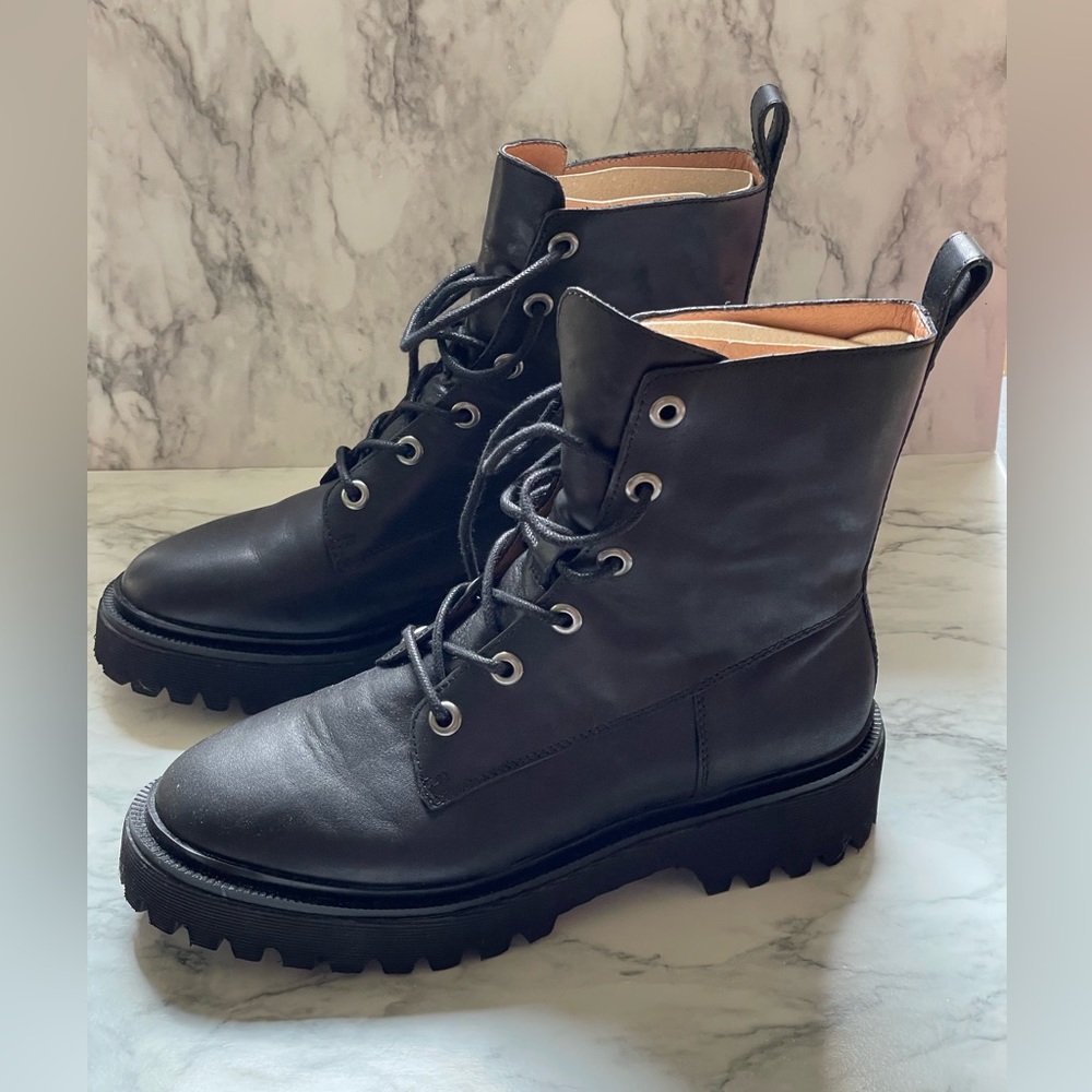 Madewell | The Rayna Lace-Up Boot on Black Leather | Size 8.5